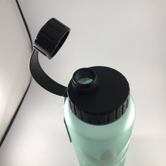 Adidas Originals green sports water bottle 1L 32oz - Picture 4 of 5